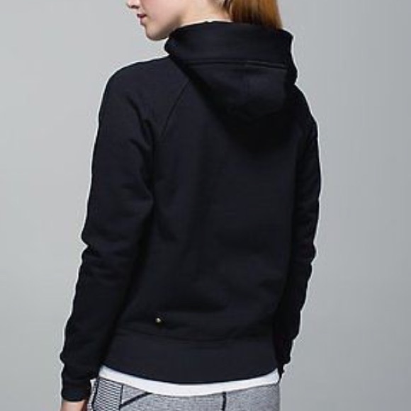 Lululemon Black Warm Core Hoodie Jacket - Picture 2 of 5